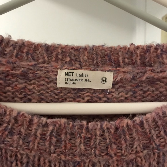 Ladies sweater - Picture 3 of 3